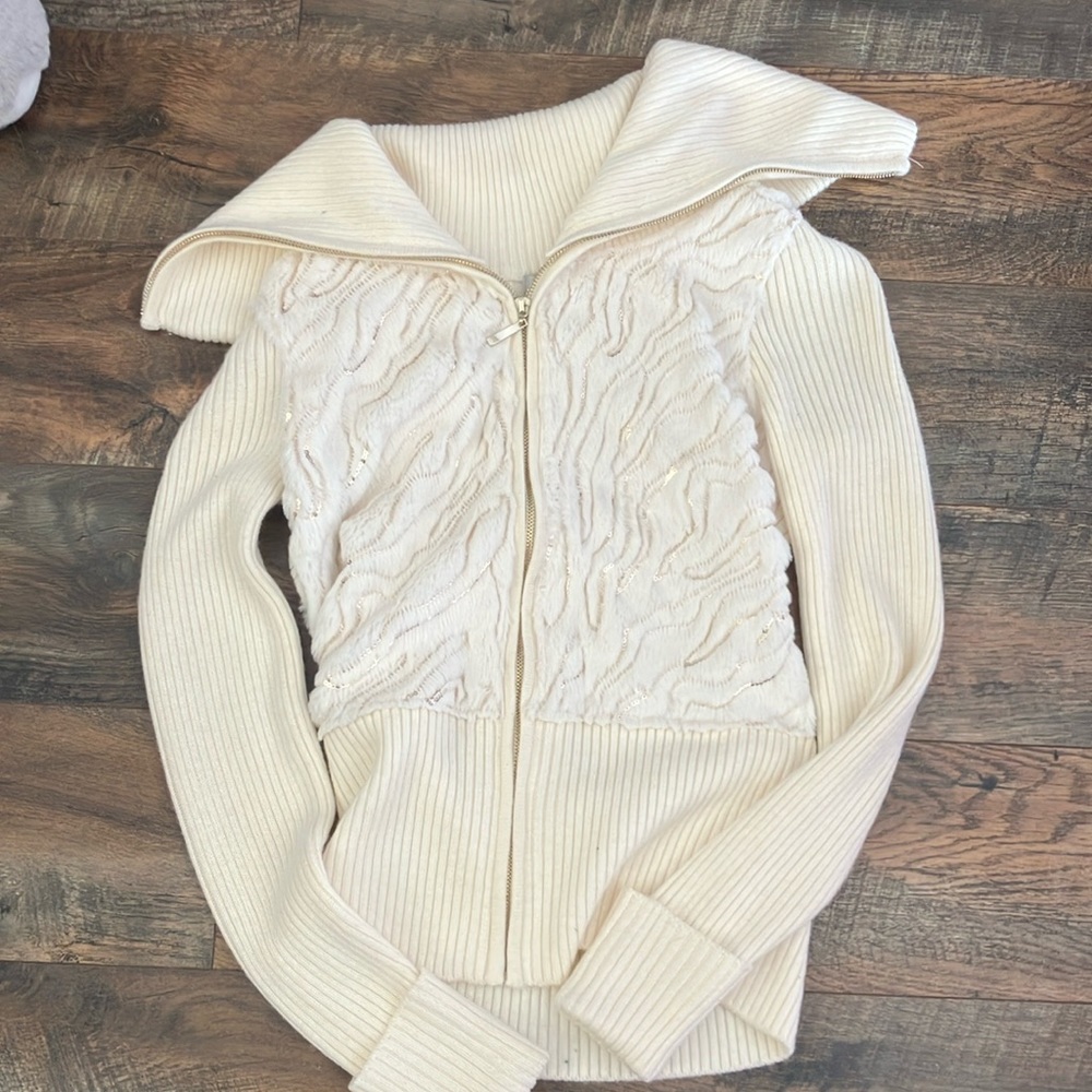 Cute Size Small Cache Full Zip Jacket. - image 1